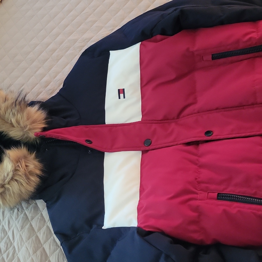 TOMMY HILFIGER PUFFER FUR HOODIE JACKET (color is way vivid n person)